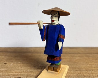 Figurine asiatique de Chine en bois sculpté années 60 Erzgebirge