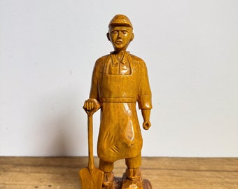 small wooden figure figure toymaker Erzgebirge Ore Mountains