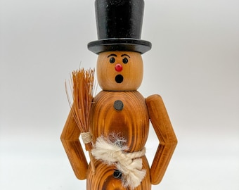 Smoking Man Snowman Smoker Wooden Figure Erzgebirge 01