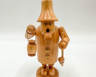 Smoking Man Night Watchman Smoker Wooden Figure Erzgebirge 01