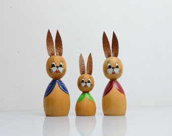 Easter Bunny Couple Figures Orchestra from the 70s Handmade Ore Mountains GDR 4