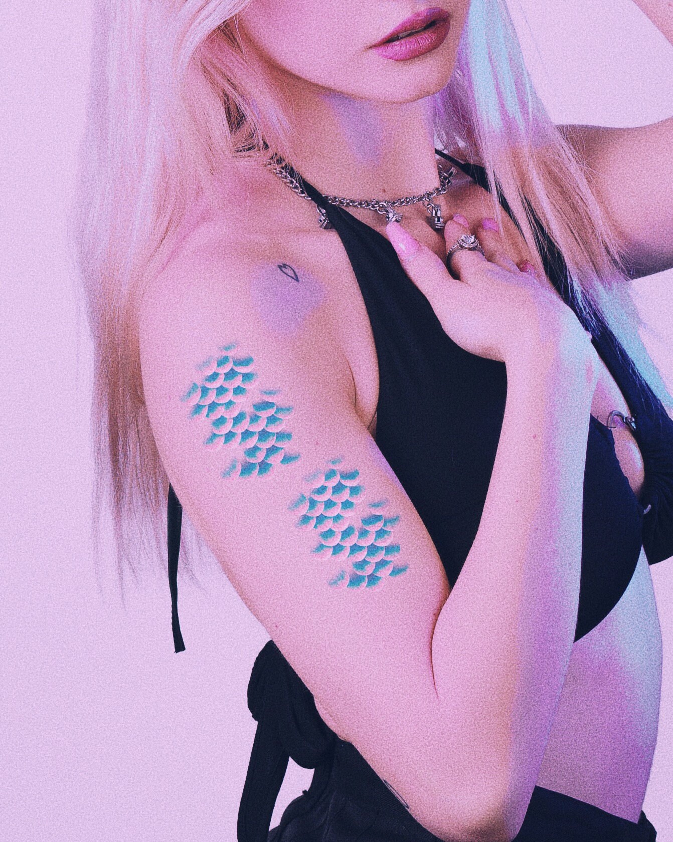 Mermaid Scales Temporary Tattoos / Realistic Mermaid Scales / BIG and  Detailed / Fun Party Favors / Mermaid Festival Accessory 