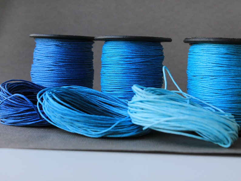 шнур нейлоновый витой 5 мм черный l345. шнур вощеный 4 мм. шнур нейлон 4мм 100 м. вощеный шнур 2,5мм. 5в511 красный шнур.