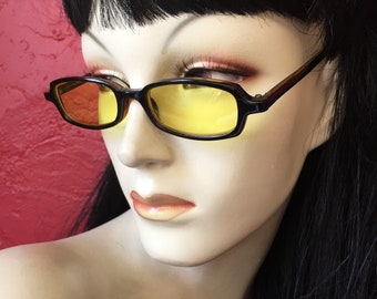 Vintage 90s/y2k sunglasses, yellow lens , tortoise frame ,SMALL SIZE , free shipping !