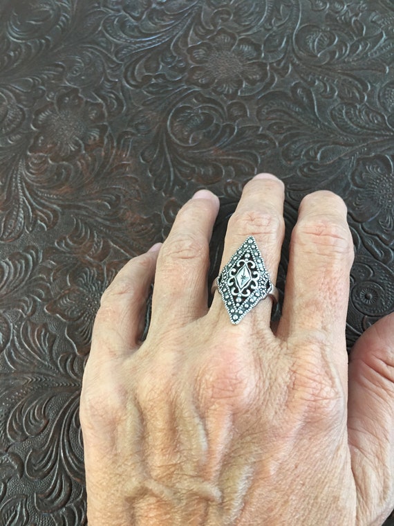 Vintage Y2K Silver Tone Filigree Witch Ring Antiq… - image 6