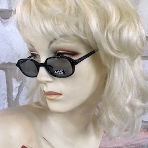 Vintage 90s/y2k Sunglasses, Squared Black Frame, Gray Lens, Free Shipping!