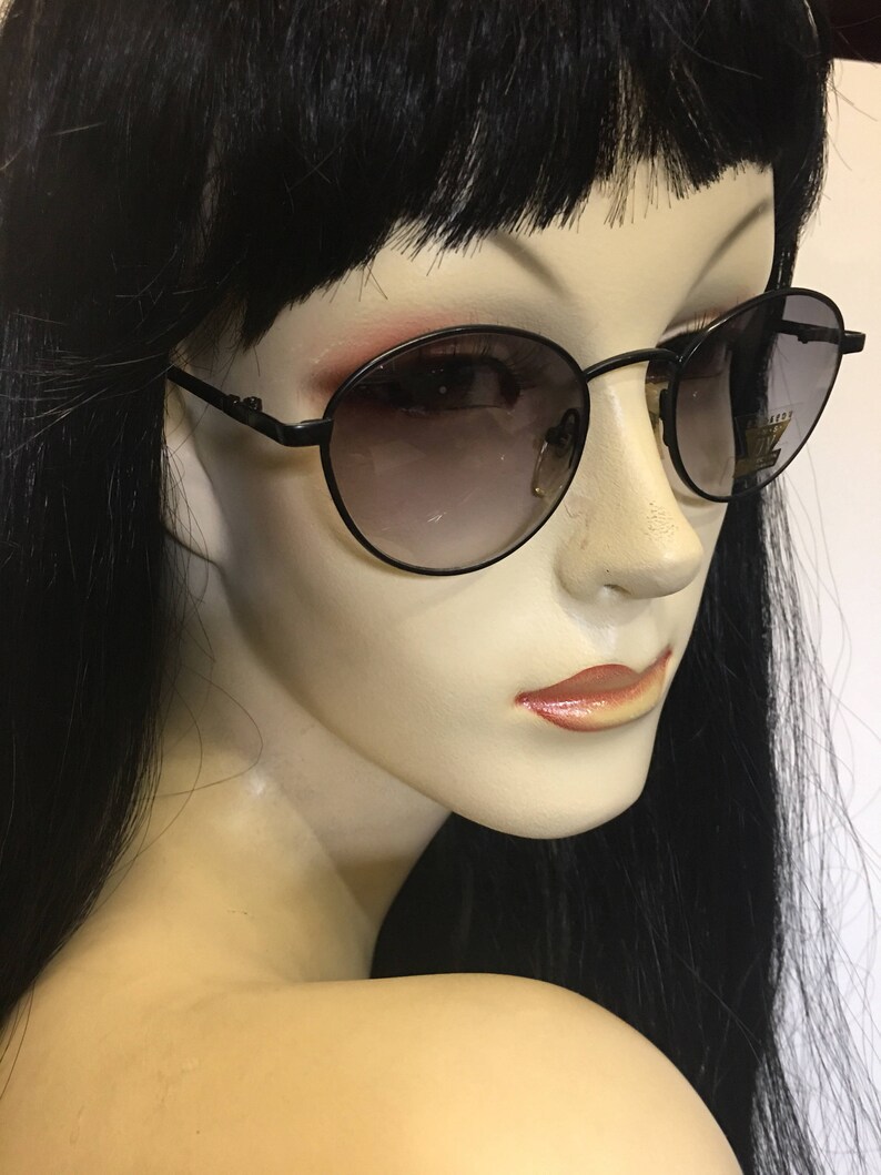 Vintage 90s Oval Sunglasses Dark Gray Gunmetal Frame Gray Lens Deadstock