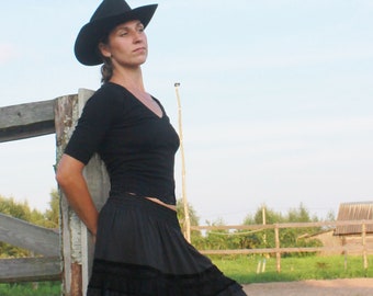 Horsewoman. Black-Grey Maxi Skirt in  Western Cowboy Style.