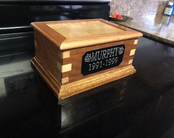 001 Pet Urn customizable for Small Dogs or Cats Personalized Hand Made