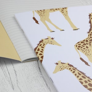 Libreta Jirafa A5 - páginas lisas o rayadas