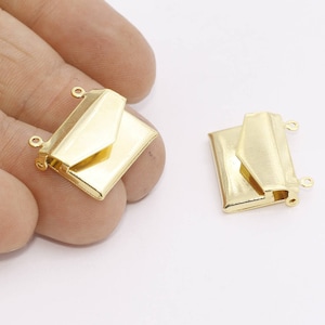 17x21mm 24 Shiny Gold Envelope Charms, Envelope Pendant, Letter Envelope, Dainty Charms, Clutch Bag Charms, Gold Plated Charms, ENP, FNL148