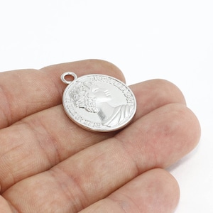 23x28mm Rhodium Plated Elizabeth Medallion, Coin Charms, Silver Antique Coins, Queen Elizabeth Necklace, Silver Plated Pendants, AE115