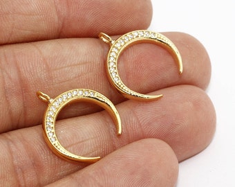 Pingente em forma de chifre em forma de crescente cravejado com zircônias cúbicas em ouro 24k, 18 x 21 mm, ZHN, ZRCN126