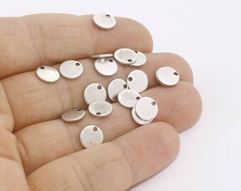 20 Pcs 8mm Antique Silver Coins, Coins, Drop Charms, Round Charms, Stamping Blanks, Stamping Tag, Silver Plated Findings, VT, AE180