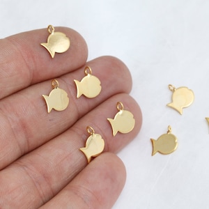 9x10mm 24k Shiny Gold Fish Pendant, Fish Jewelry, Fish Necklace, Fish Charms, Dainty Charms, Cute Charms, Gold Plated Findings, BRT34