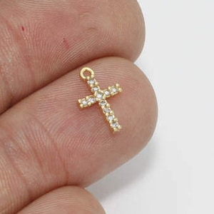 7x11mm 24k Shiny Gold Cross Charms, Micro Pave Pendant, Cross Charm, Zircon Cross Charm, Cubic Zirconia Charms, Gold Plated Pendant, ZRCN454