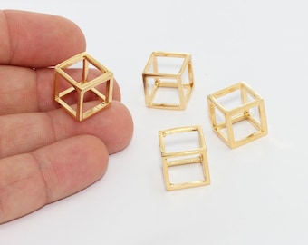 Freckled Brass Jewellery Set Yellow Metal Pendant /& Earrings Geometric Jewelry Gold Set Circle Pendant Metal Triangle