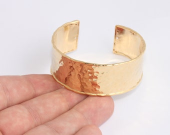 24k Gold Plated Hammered Cuff Bracelet, Handmade Bangle (23mm), CHK654