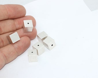 10mm antieke zilveren kubus hanger, kubus kralen, geometrische charmes, kubussen, grote kralen, kubus ketting, verzilverde bevindingen, TCP, AG57