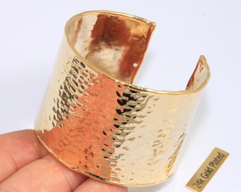 Handmade 24k Shiny Gold Plated Hammered Cuff Bracelet, CHK653