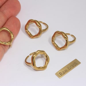 Bague en laiton brut 17 mm, Anneau irrégulier, Anneau réglable en laiton, Anneaux cercle ouvert, Anneau martelé, Apprêts en laiton brut, MTE1508