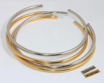 Halsband i glänsande guldpläterad mässing med choker, halsmanschett i rodiumtråd