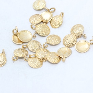 20 Pcs 9x13mm Raw Brass Coins, Hammered Disc, Disc Charm, Round Pendant, Raw Brass Charms, Raw Brass Findings, Charms, SOM18