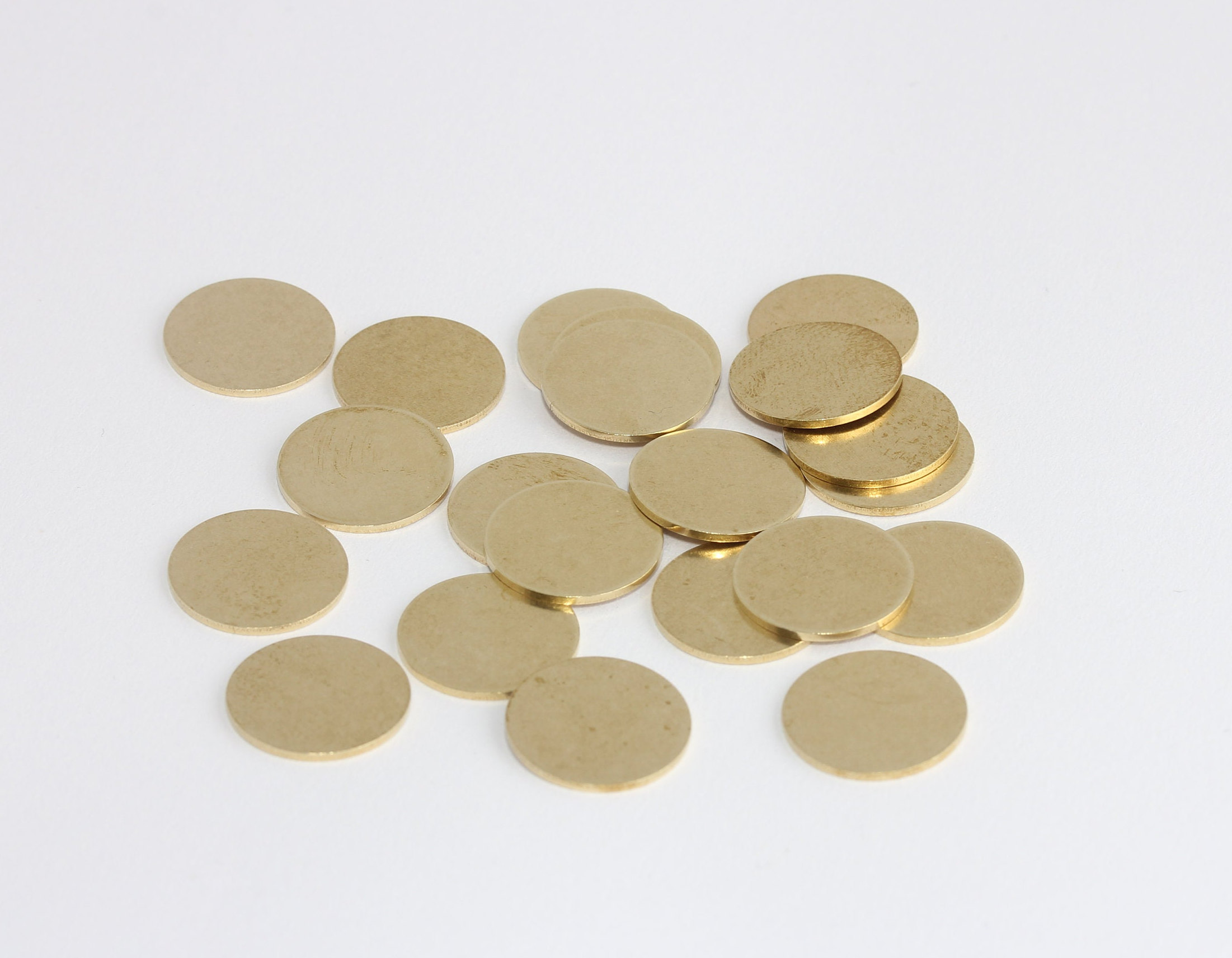 14mm Raw Brass Round Blank, Stamping Blanks, No Hole Charms, Metal Blanks, Stamping Tags, Round Coin Blanks, Raw Brass Findings, CHK736-3