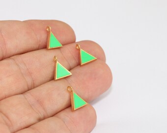 9x11mm 24k Shiny Gold Triangle Charms, Triangle Pendant, Green Enamel Beads, Green Pendant, Bracelet Charms, Gold Plated Findings, MLS102