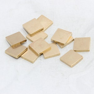 10 Pc 12x12mm Raw Brass Square Blank, Charms quadrati, Timbro vuoto, No Hole Charms, Piccolo Quadrato Ciondoli, Raw Brass Findings, KA97