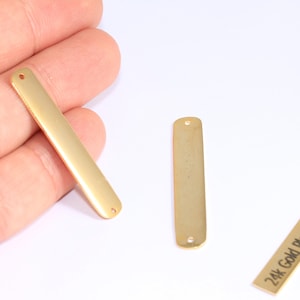 8 x 46 mm 24k Shiny Gold Bar, personalisierte Halskette, gestempelte Halskette, Bar Charms, vergoldetes Zubehör, MTE1162