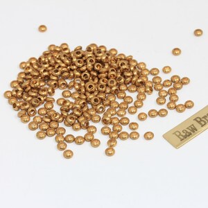Cuentas espaciadoras de latón crudo de 3,3 mm, cuentas redondas, cuentas para pulseras, minicuentas espaciadoras, dijes para pulseras, accesorios de latón crudo, KA89