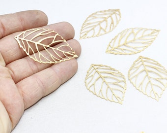 3 Pcs 30x52mm Raw Brass Leaf Pendant, Brass Leaf Charms, Leaf Pendant, Filigree Charms, Vintage Charms, Raw Brass Findings, EYM48