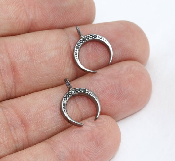13x15mm Gunmetal Plated Horn Pendant, Micro Pave Pendant, CZ Horn Charm, Horn Necklace, Bracelet Charms, Gunmetal Plated Charms, ZRCN518