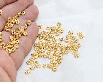 25 pièces 5 mm en or brillant 24 carats, perles de fleurs, perles rondelles, perles rondes dorées, intercalaires, perles, apprêts plaqué or, FFB, CHK385