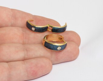 Orecchini a cerchio da 20 mm in oro lucido 24 carati, con zirconi cubici, smalto blu, cerchi delicati, micro pavé, placcati oro, ELE, MLS582