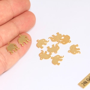 10x11mm 24K Shiny Gold Elephant Charm, Elephant Disc Charm, Elephant Pendant, Dainty Charms, Animal Charms, Gold Plated Findings, ROSE152