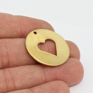 28mm Raw Brass Heart Disc, Heart Pendant, Medallion Charms, Love Charms, Heart Charms, Heart Necklace, Raw Brass Findings, EF, AE257