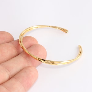 55mm 24k Shiny Gold Round Wire Bracelet, Open Cuff Bracelet, Twisted Stacking Bracelet, Double Wire Bracelet, Gold Plated Findings, CHK690-2