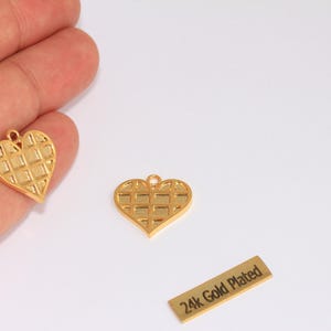 19x19mm 24k Shiny Gold Heart Charms, Cute Heart Medallion, Heart Pendant, Heart Charms, Textured Heart Charm, Gold Plated Findings, MTE804