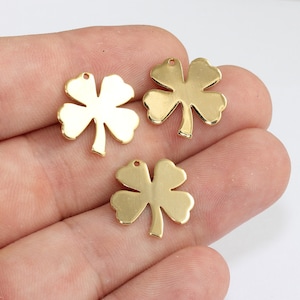 18x21mm 24k Shiny Gold Clover Charms, Clover Pendant, Gold Flower Beads, Clover Necklace Pendant, Clover Flower, Four Leaf Clover, MLS174