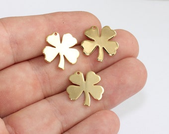 18x21mm 24k Shiny Gold Clover Charms, Clover Pendant, Gold Flower Beads, Clover Necklace Pendant, Clover Flower, Four Leaf Clover, MLS174
