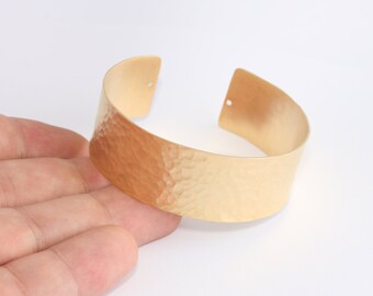 Handmade 24k Matt Gold Plated Cuff Bracelet, Hammered Brass Bangle, 20mm, CHK686