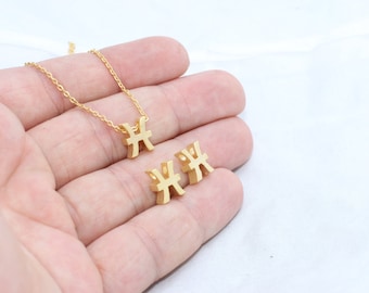 2 Stk 6x7mm 24k Matt Gold Fische Charms, Astrologie Charme, Fische Sternzeichen, erste Charms, Fische Halskette, Sternzeichen Halskette, ZDP, HRF9