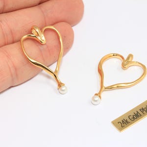 22x32mm 24k Shiny Gold Heart Charms, White Pearl Heart Charms, Heart Pendant With Sea Water Pearl, Gold Plated Findings, CMR115