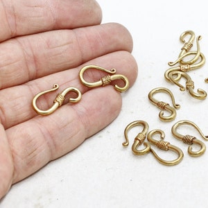 3 Pcs 11x21mm Raw Brass Fish Hook Clasps, Fishing Hook Pendant, Bracelet Connector, Brass Bracelet Charms, Raw Brass Findings, PLS90