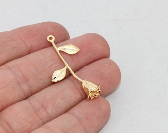 22x37mm 24k Shiny Gold Rose Pendant, Flower Charm, Gold Charm, Rose Pendant, Tulip Pendant, Necklace Charm, Gold Plated Findings, MTE1051