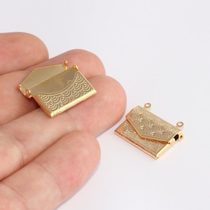 17x22mm 24 Shiny Gold Envelope Charms, Envelope Pendant, Letter Envelope, Dainty Charms, Engraved Charms, Gold Plated Charms, ENP, XP108