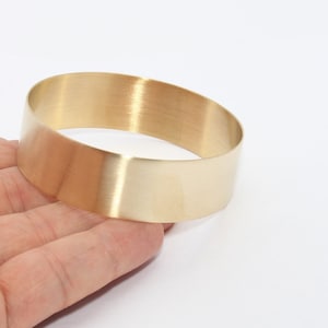 20mm Raw Brass Bracelet, Flat Bracelet Bangle, Stacking Bracelets, Simple Bracelet, Dangle Bracelets, Raw Brass Bracelets, SFT, TFK15-1