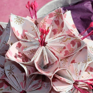 Origami Flower in Heart Trinket Box - white with pink cherry blossom - birthday present, 1st paper / 4th wedding anniversary, gift for her image 3